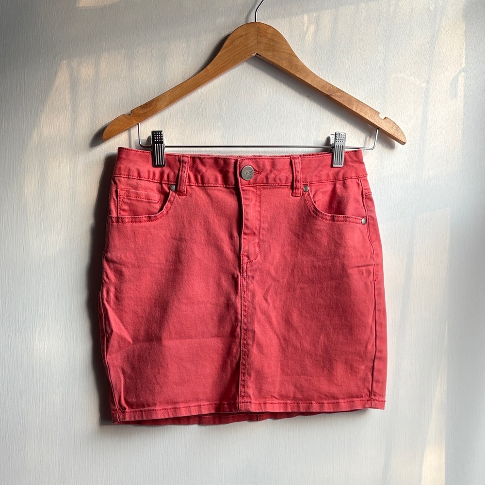 Trendy Coral Mini Skirt